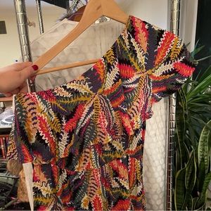 One shoulder patterned maxi dress